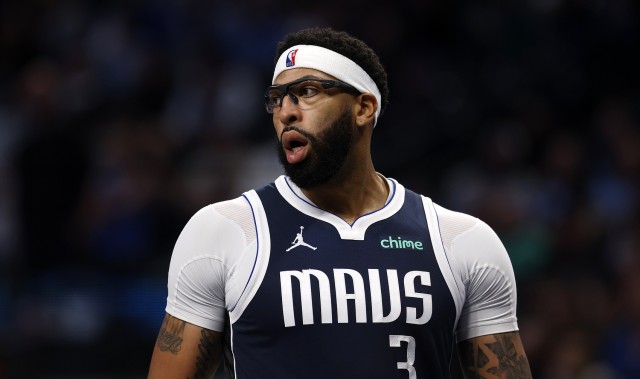 云开体育官网-玻璃人属性！浓眉生涯已14个赛季 仅有5个赛季的出战场次>65场