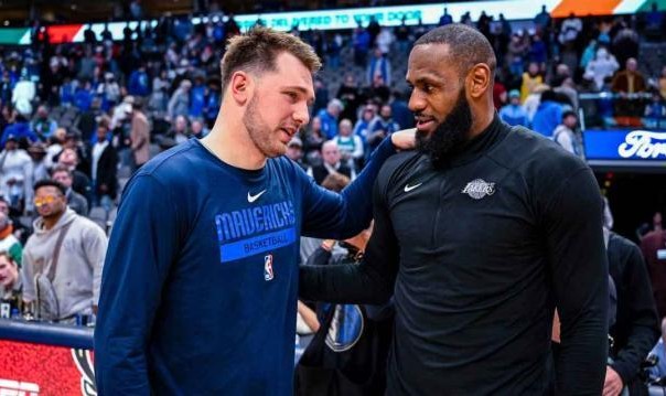 云开体育官网-是否期待打破老詹得分纪录？077：更愿意回老家农场