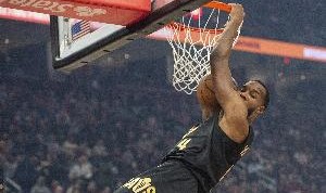 云开体育官网-莫布里满足65场标准 若三阵能多拿2300万 二阵及以上能多拿4500万